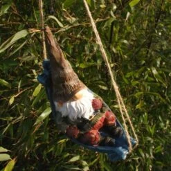 ESSCHERT DESIGN Kabouter In Hangmat -Thuis Versieren Winkel kabouter in hangmat 1550674212 2 600